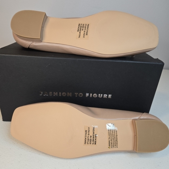 Fashion to Figure Tan Flats with Bow Detail NEW BALLETCORE BOW GIRLY. WIDE - Picture 4 of 5